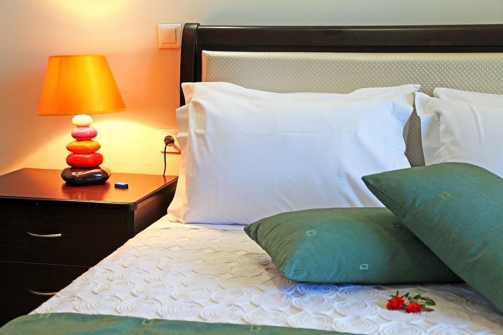 Dionysus Apartments & Suites Ierissós Phòng bức ảnh
