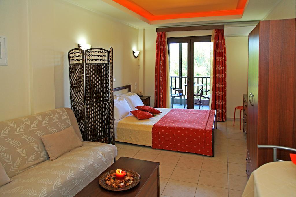 Dionysus Apartments & Suites Ierissós Phòng bức ảnh
